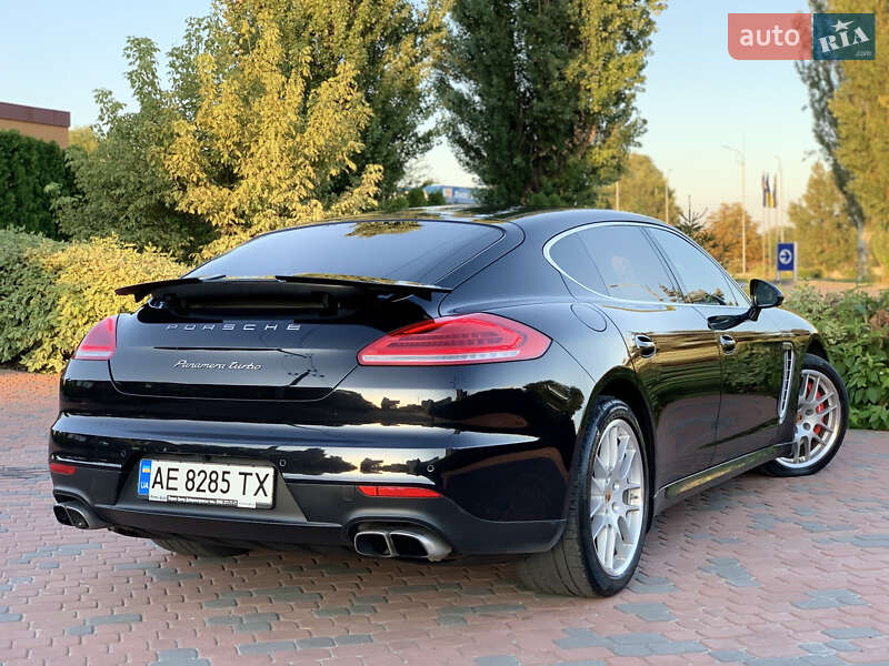 Porsche Panamera 2013