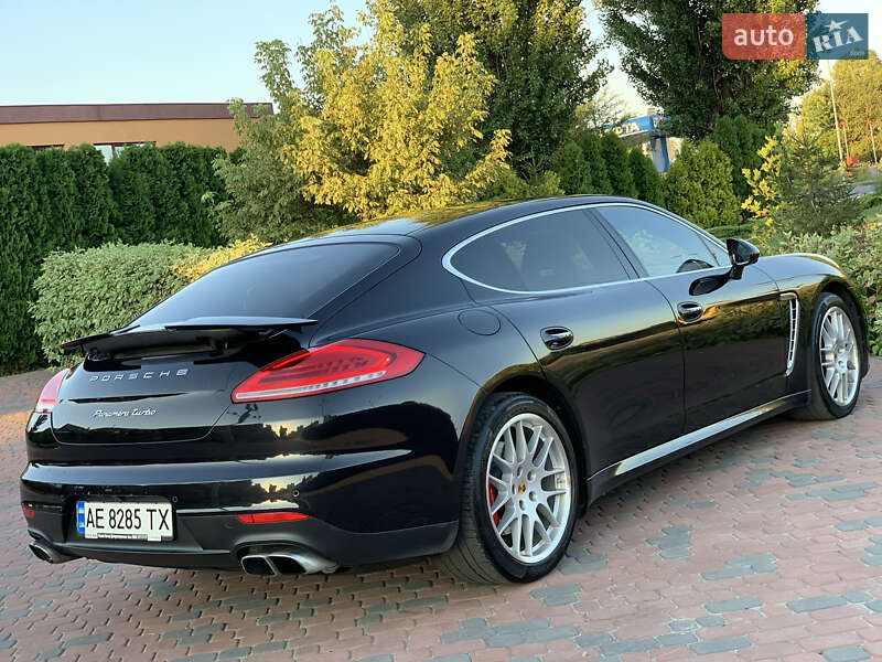 Porsche Panamera 2013