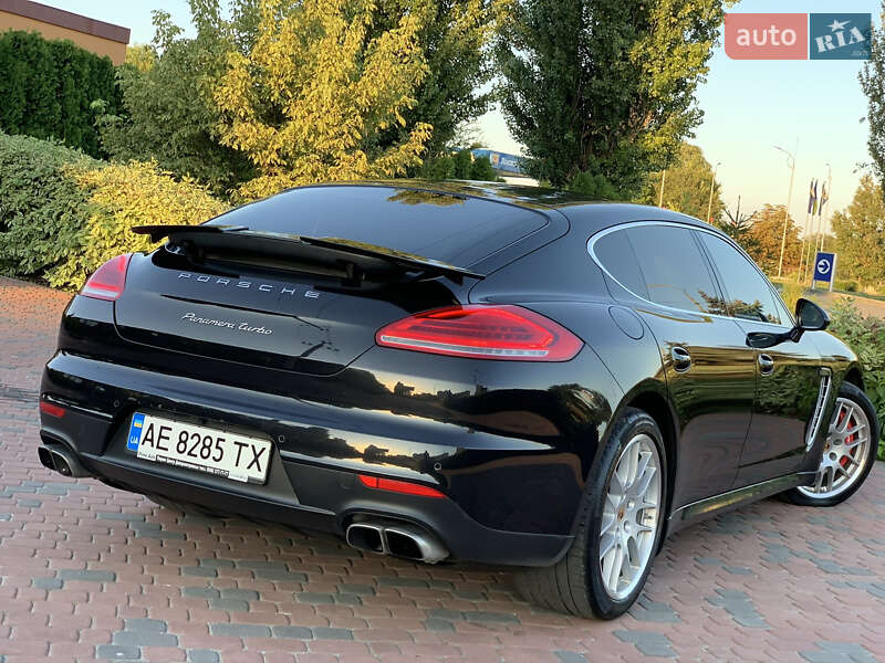 Porsche Panamera 2013