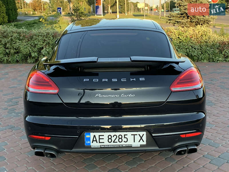 Porsche Panamera 2013