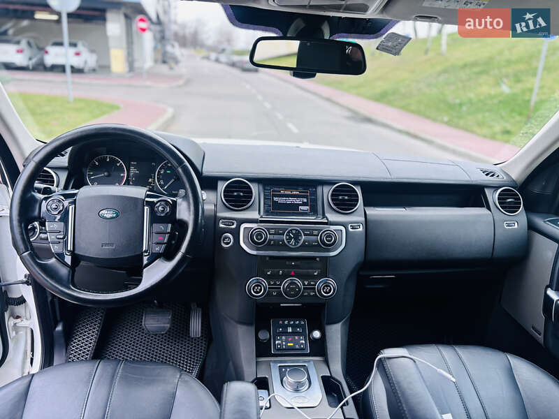 Land Rover-25