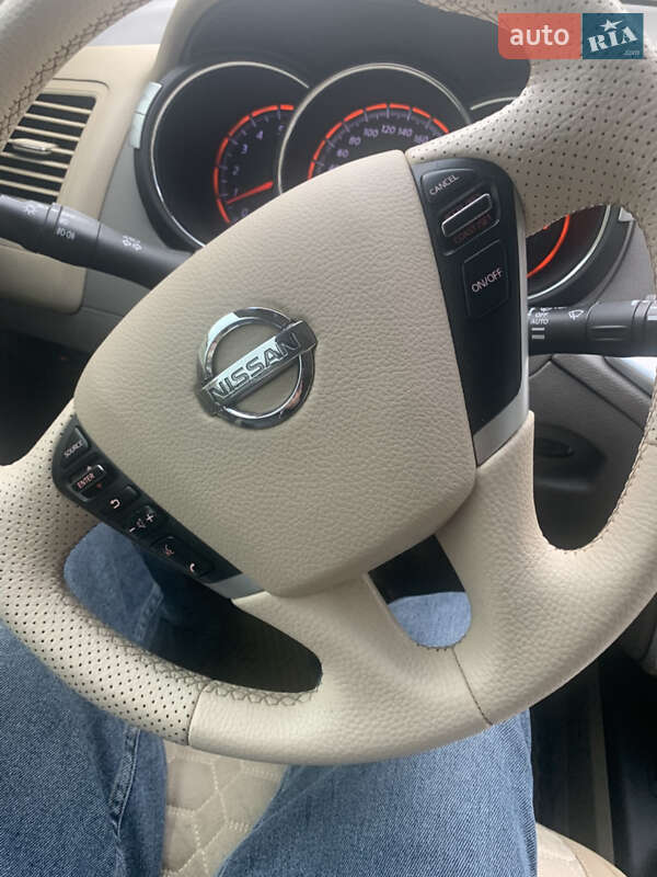 Nissan Murano 2011