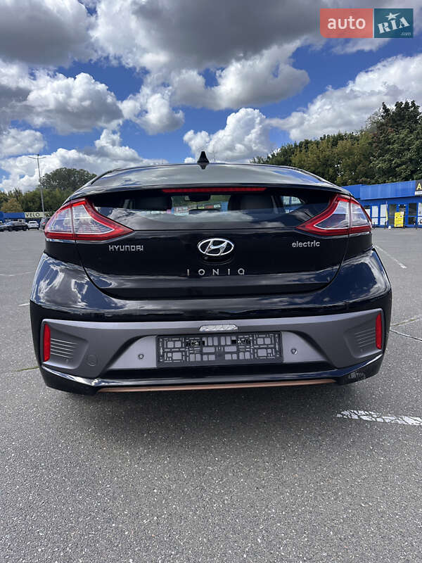 Hyundai-15