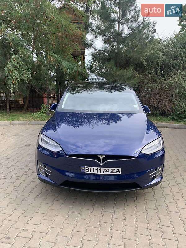 Tesla-8