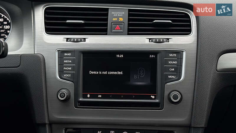 Volkswagen Golf 2016