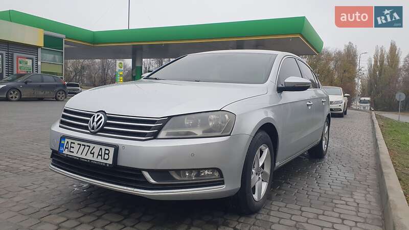Volkswagen Passat 2011