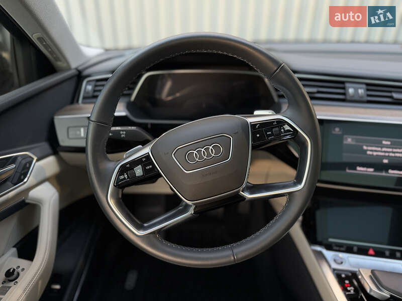 Audi-28