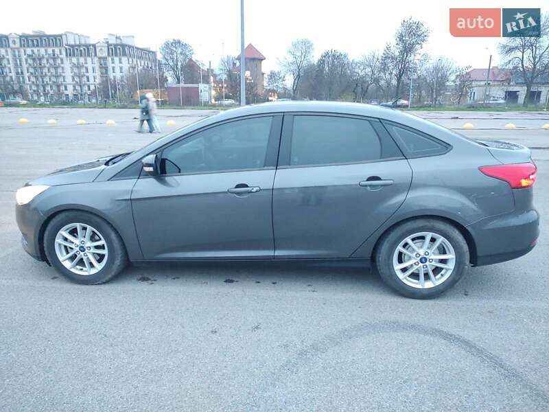 Ford Focus 2016
