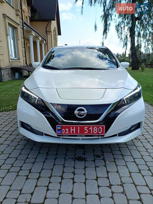 Nissan-8