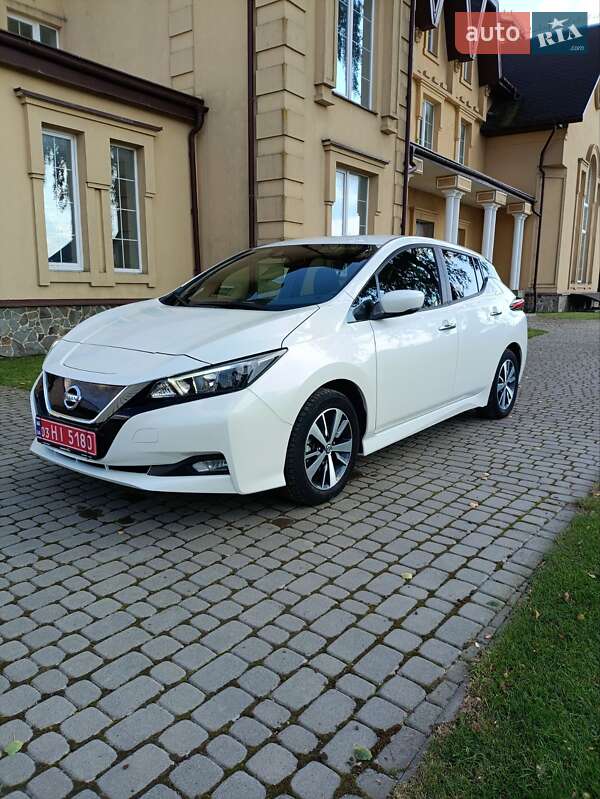 Nissan-6