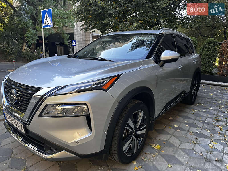 Nissan-2