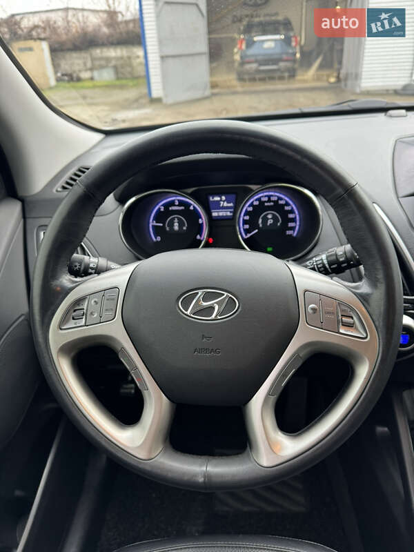 Hyundai-16