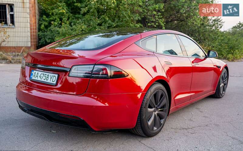 Tesla-5