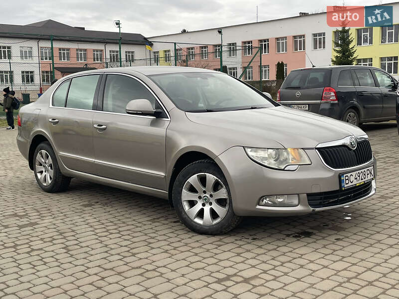 Skoda-25