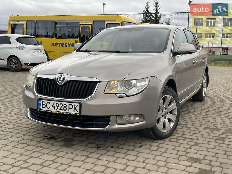 Skoda-12