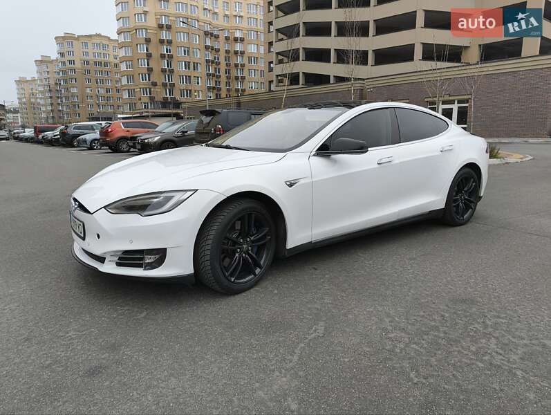 Tesla-5
