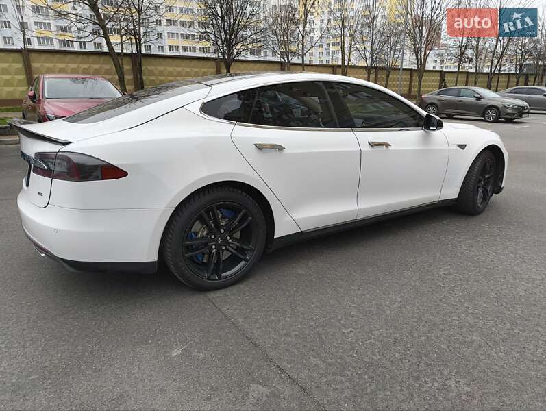 Tesla-7