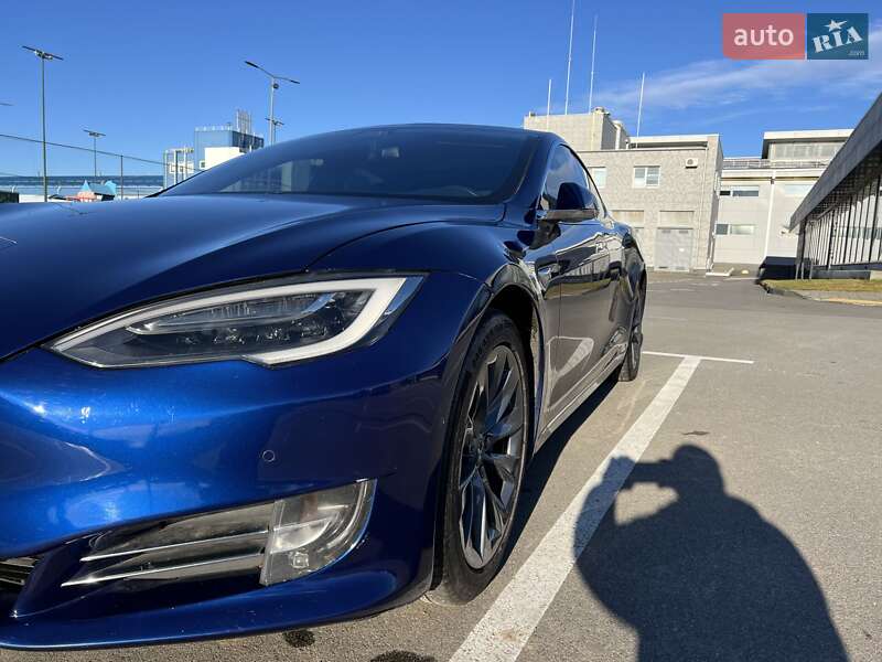 Tesla-22