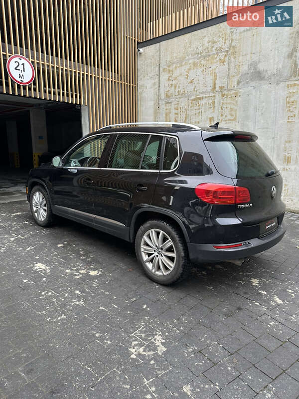 Volkswagen Tiguan 2014