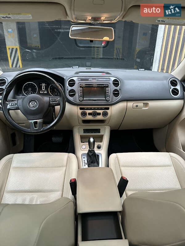 Volkswagen Tiguan 2014