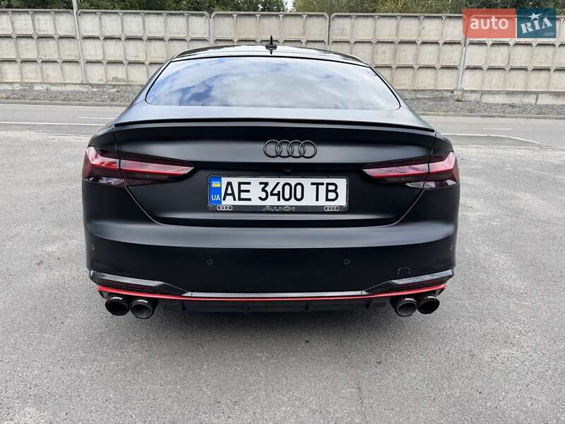 Audi-58