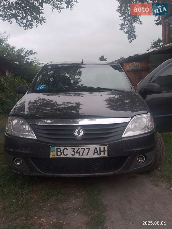 Renault Logan 2010