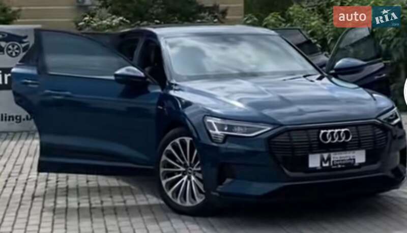 Audi-3
