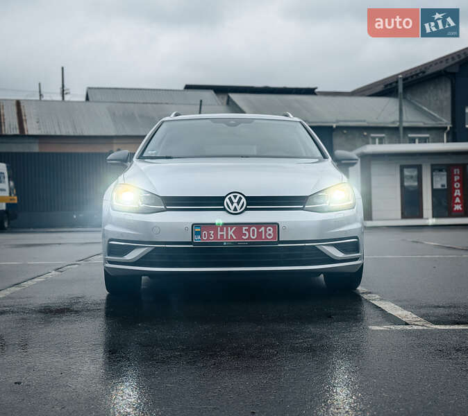 Volkswagen Golf 2020