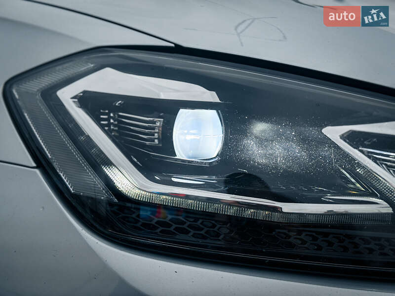 Volkswagen Golf 2020