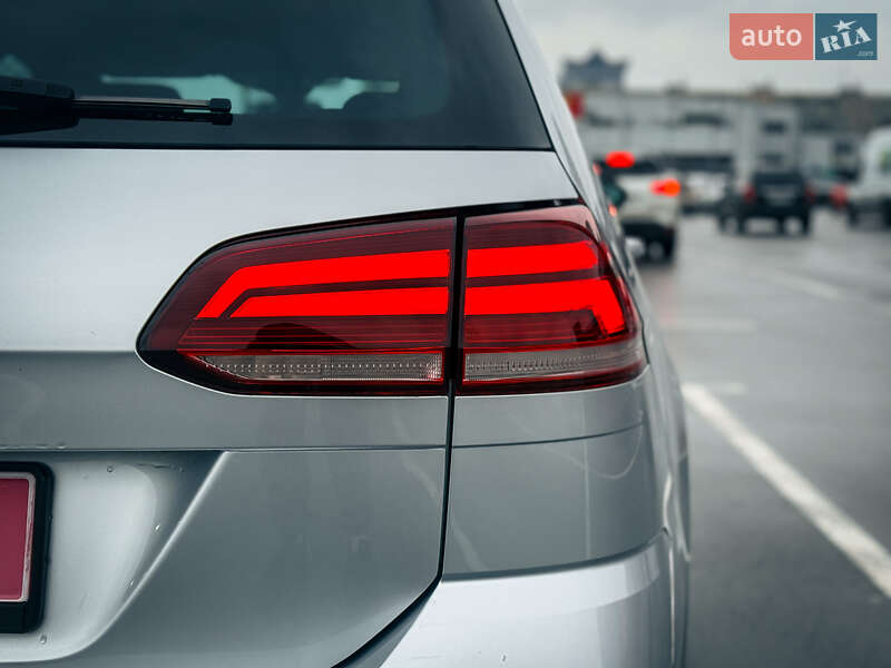 Volkswagen Golf 2020