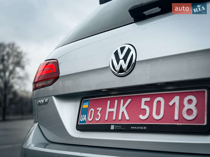 Volkswagen Golf 2020