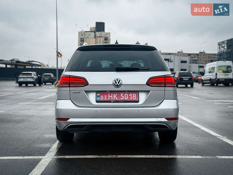 Volkswagen Golf 2020