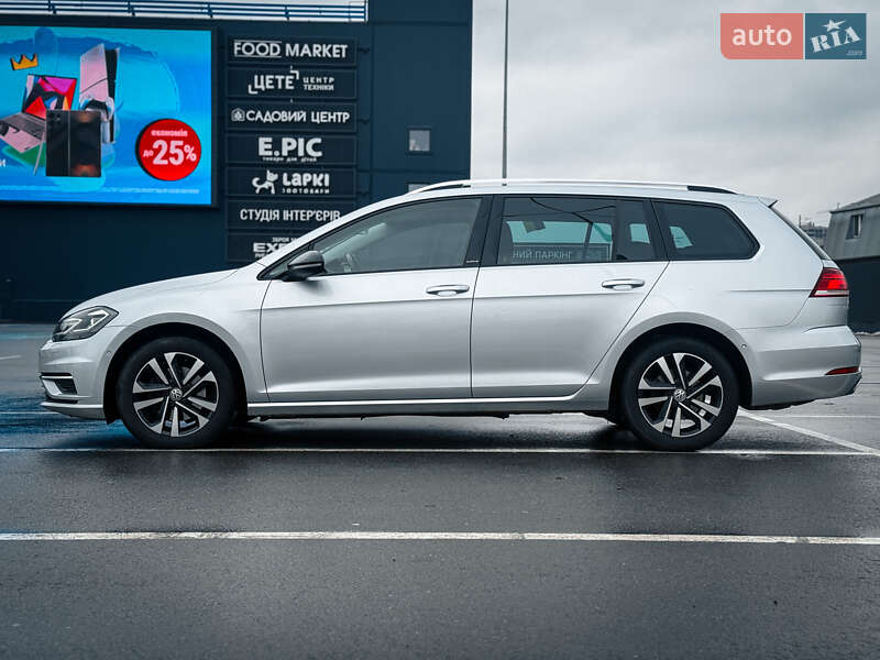 Volkswagen Golf 2020