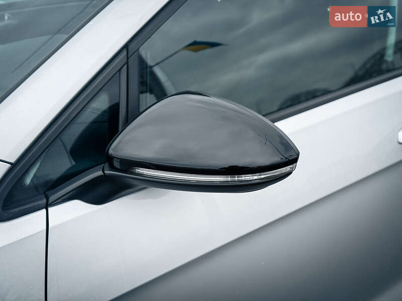 Volkswagen Golf 2020