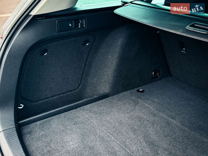 Volkswagen Golf 2020