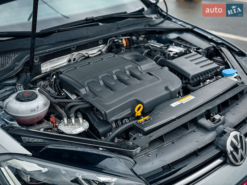 Volkswagen Golf 2020