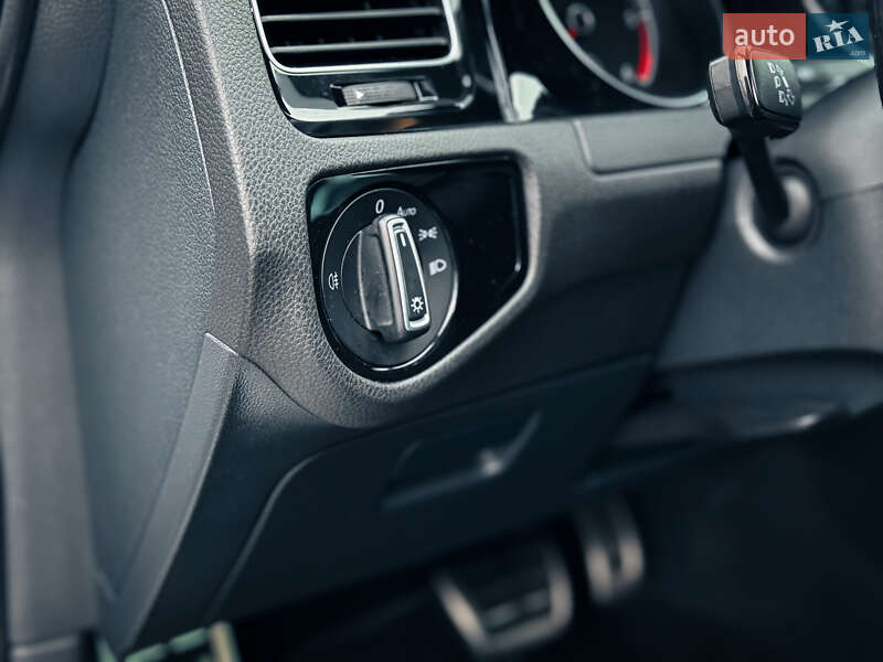 Volkswagen Golf 2020