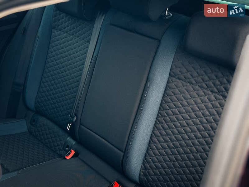 Volkswagen Golf 2020