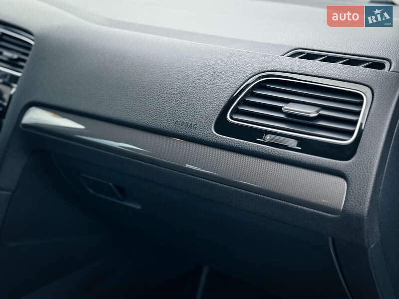 Volkswagen Golf 2020