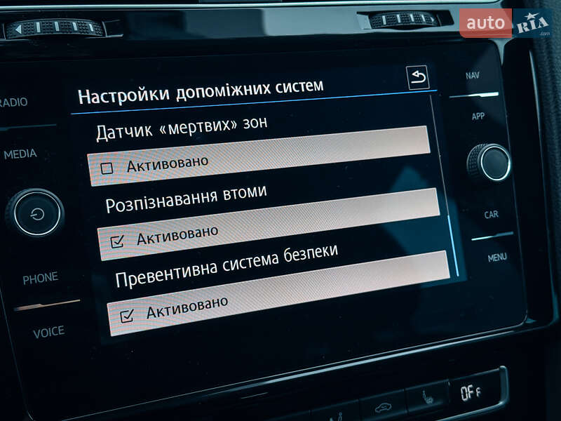 Volkswagen Golf 2020