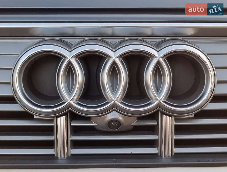 Audi-2