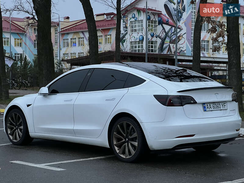 Tesla-3