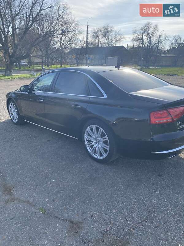 Audi A8 2013