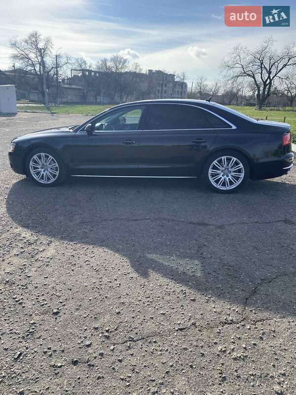 Audi A8 2013