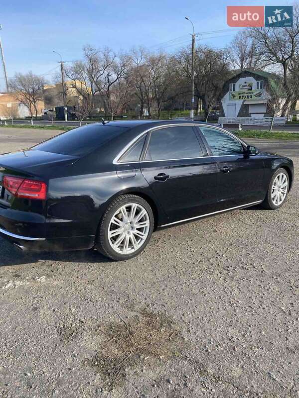 Audi A8 2013