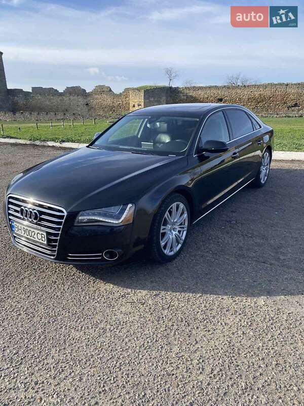 Audi A8 2013