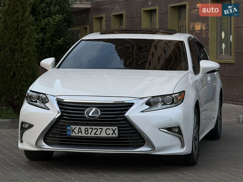 Lexus ES 2016