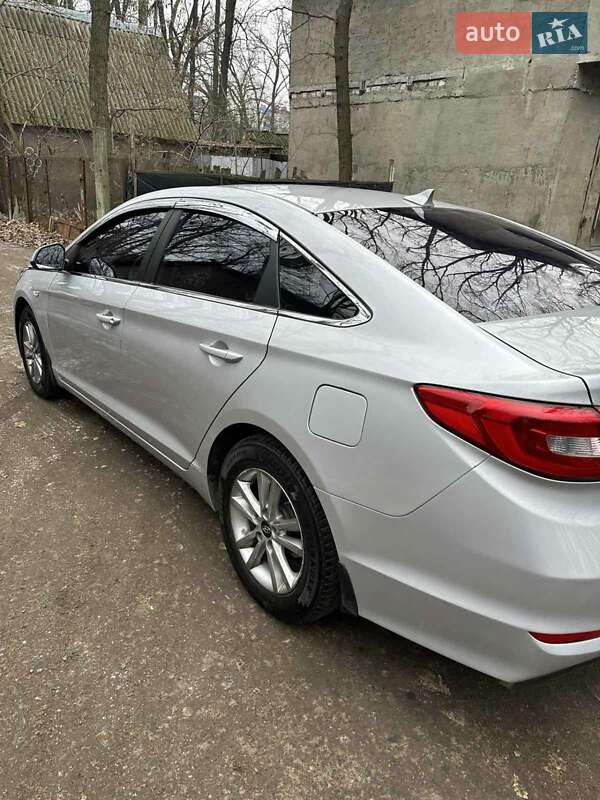 Hyundai-4