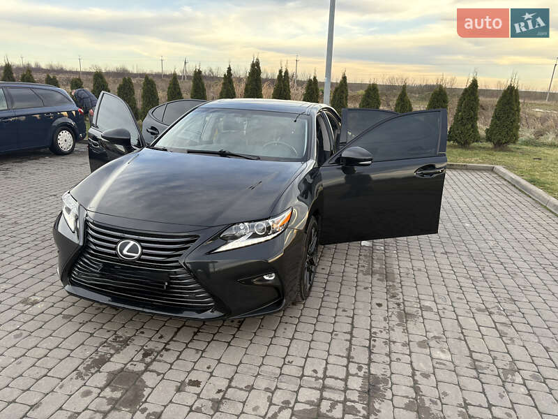 Lexus ES 2017