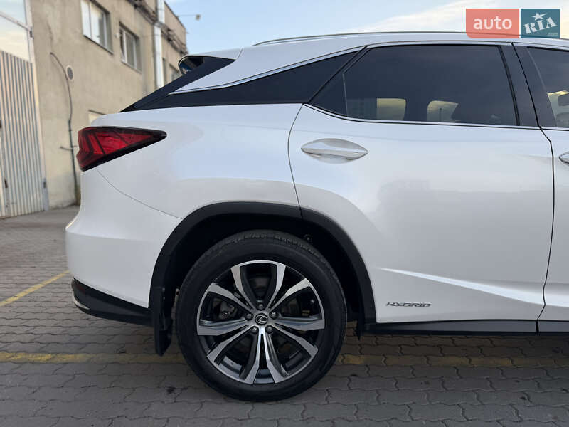 Lexus RX 2020